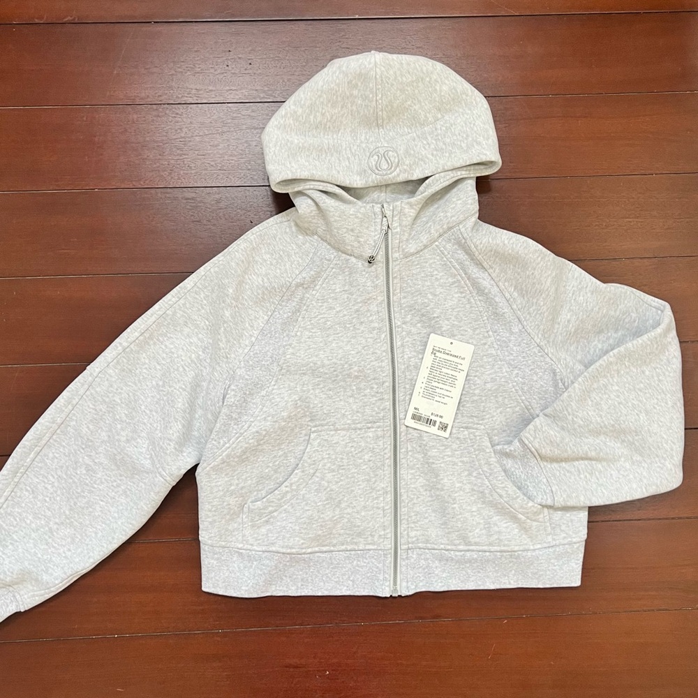 Scuba Oversized Full Zip Size M/L in Heathered Core Ultra Light Grey